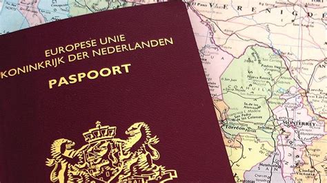 paspoort aanvragen nederlander in buitenland